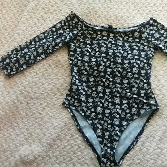 Top - Picture 1 of 3